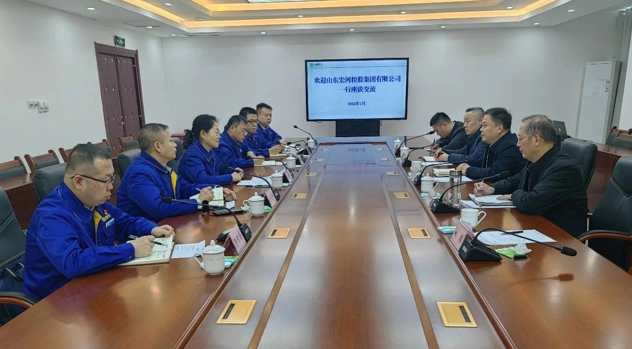 李曉東到新疆調研督導煤礦建設推進工作，并慰問駐疆干部職工